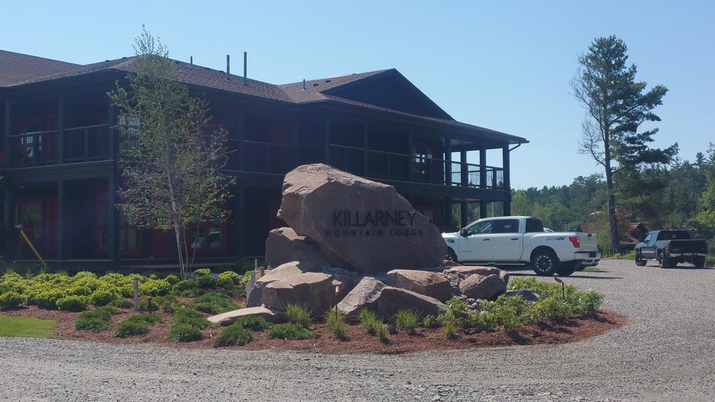 Killarney Mountain Lodge Экстерьер фото