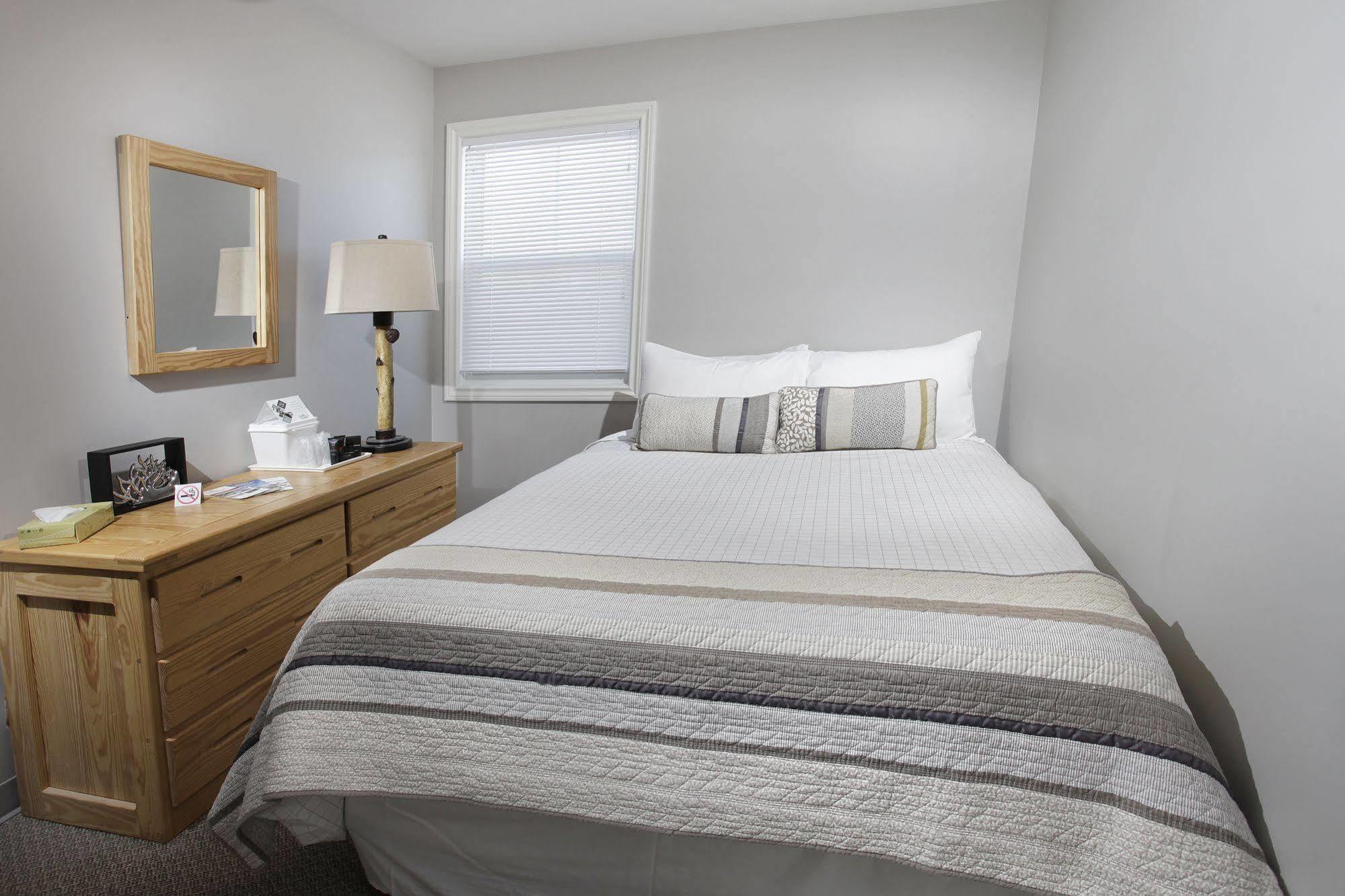 Killarney Mountain Lodge Экстерьер фото